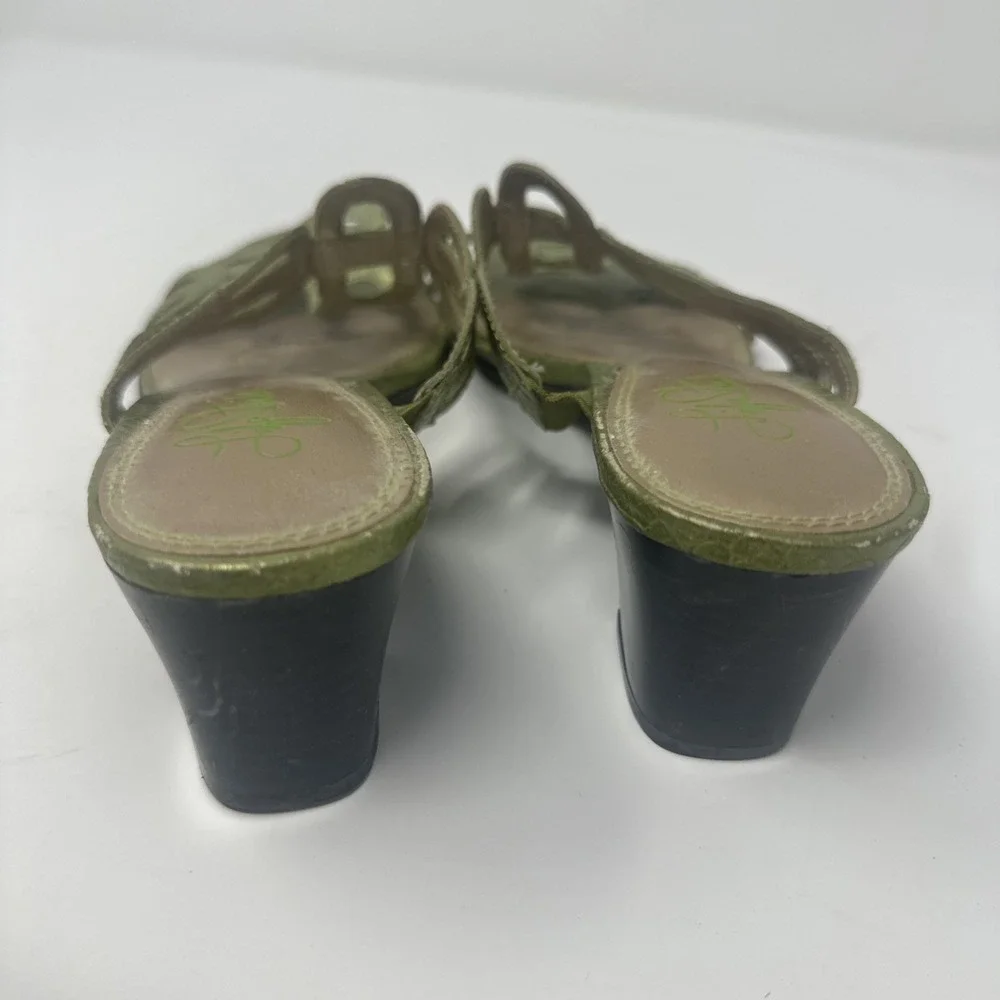 Vintage Y2K 90s Metallic Green Strappy Kitten Heel By Life Stride Sz 7.5